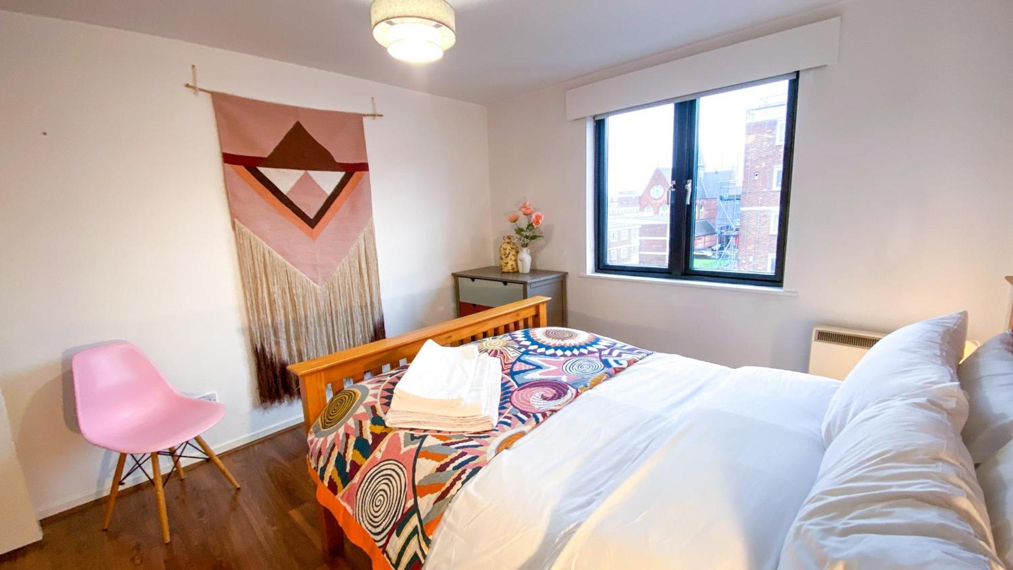 2 Bed Shoreditch Home With Parking Londyn Zewnętrze zdjęcie