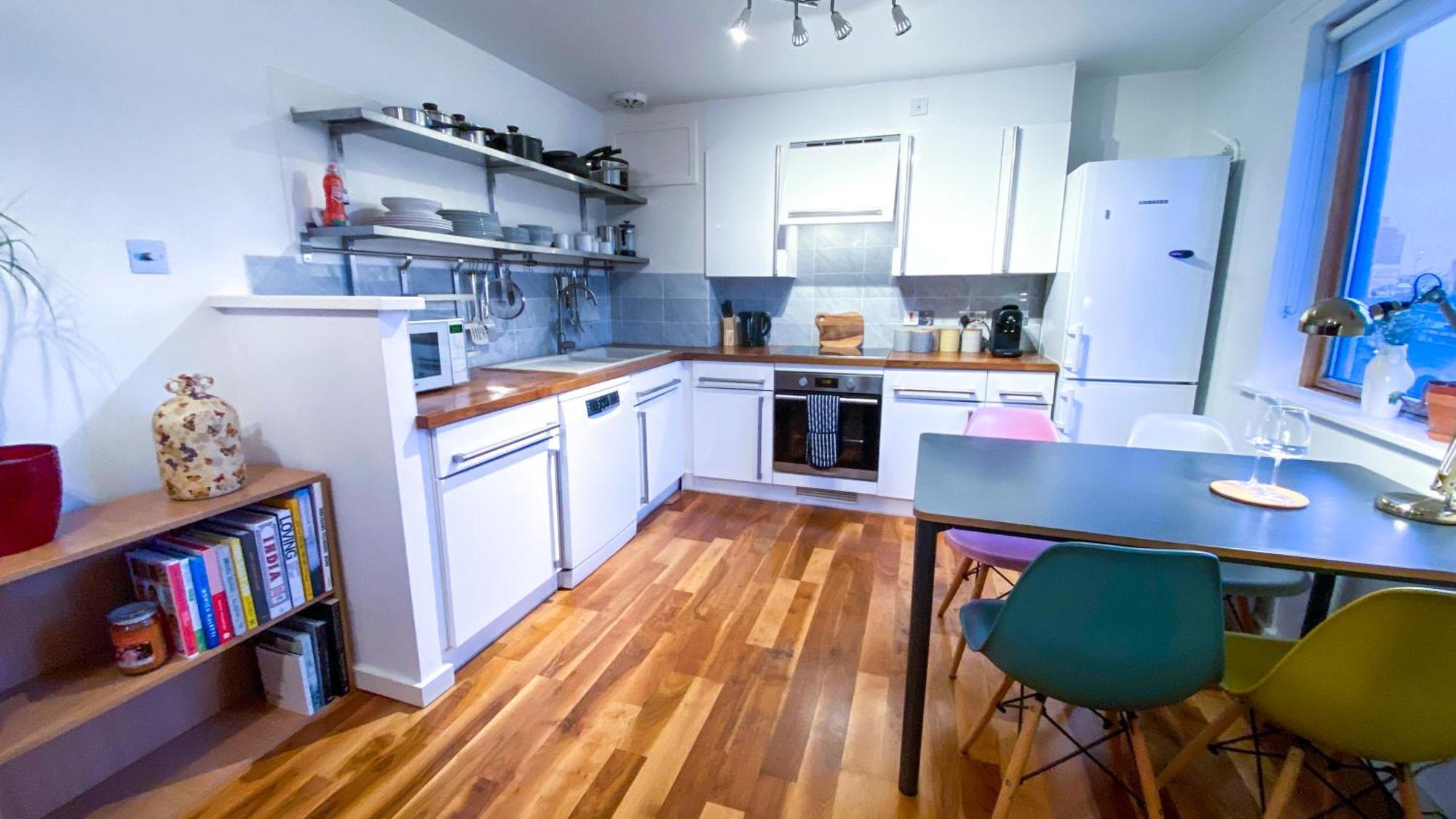 2 Bed Shoreditch Home With Parking Londyn Zewnętrze zdjęcie