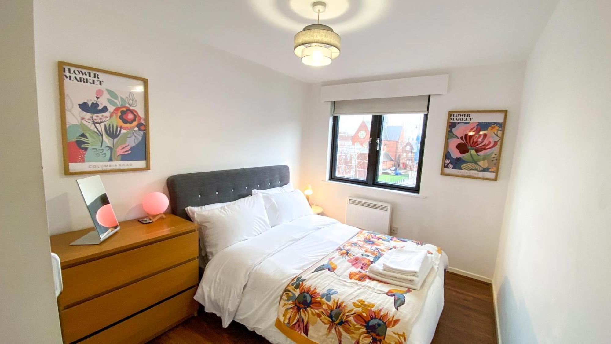 2 Bed Shoreditch Home With Parking Londyn Zewnętrze zdjęcie